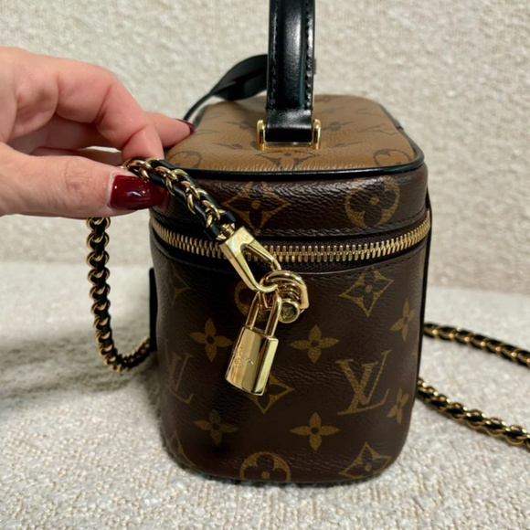Authentic Louis Vuitton Vanity PM - Picture 5 of 10